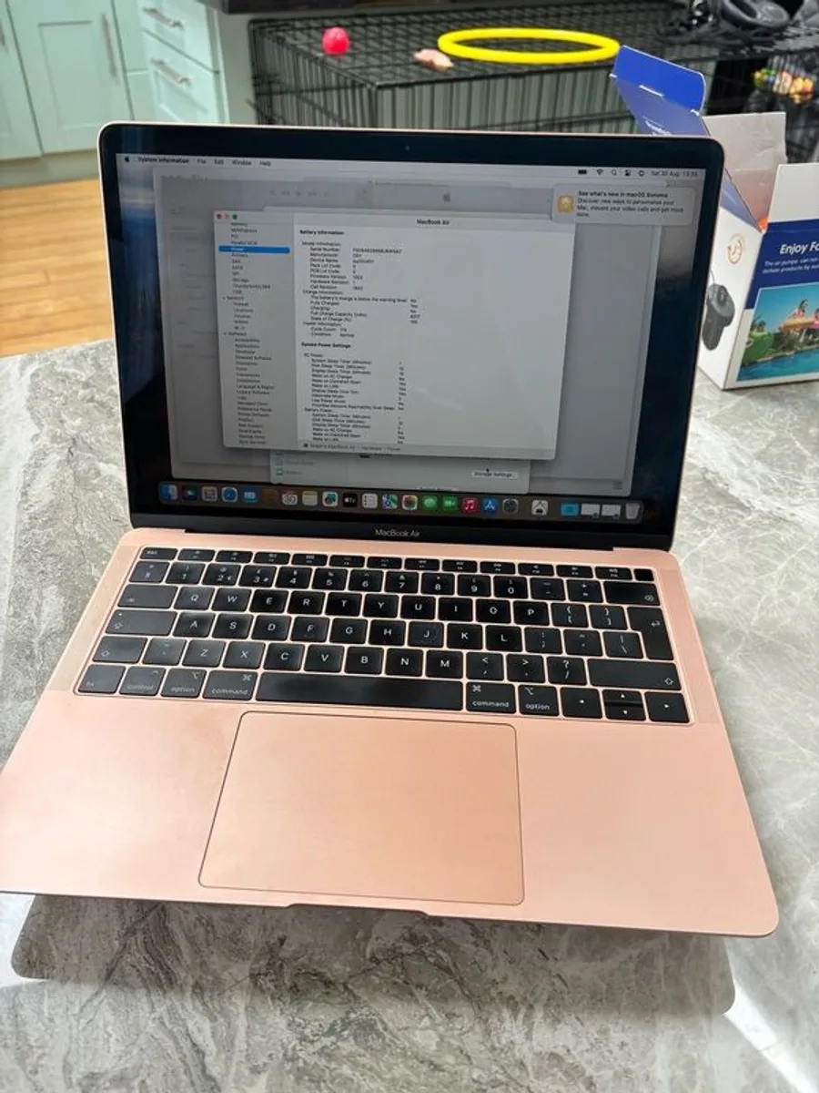 Macbook Air - Image 1