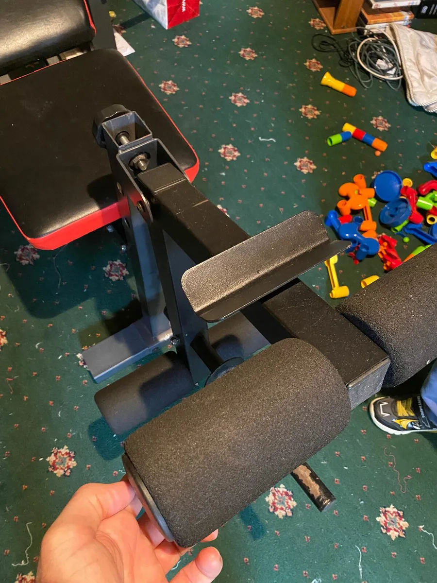 Weights Bench + accessories - Image 3