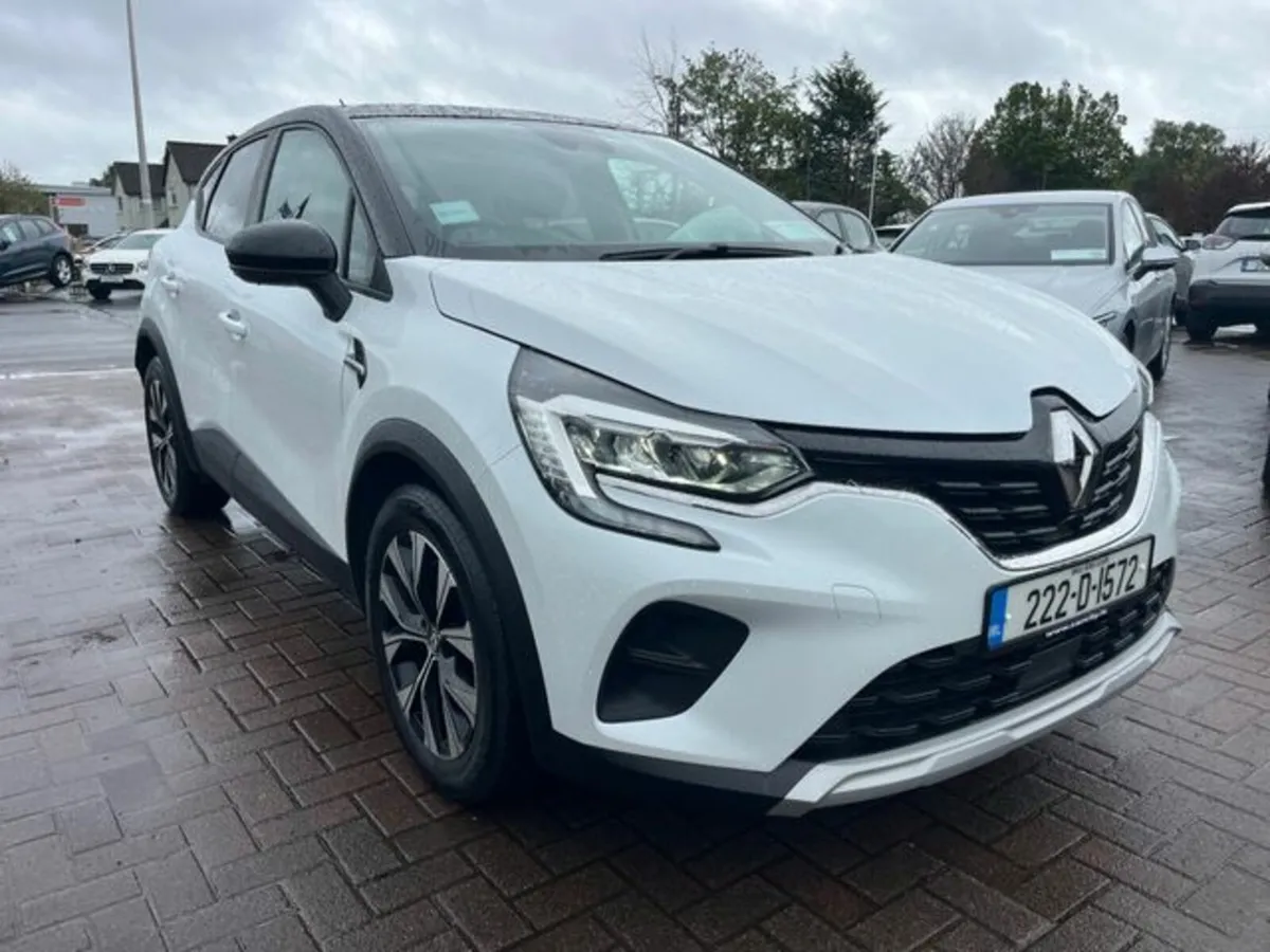 Renault Captur Limited Naeb TCE 90 5DR - Image 1