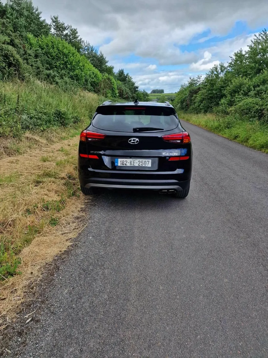 Hyundai Tucson 2018 Automatic - Image 3