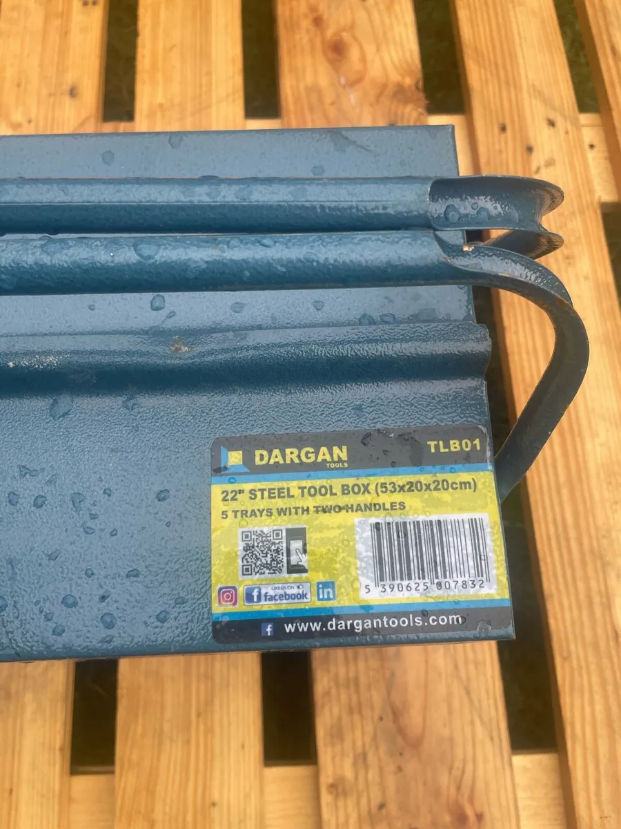 Plumber toolbox and tools - Image 2