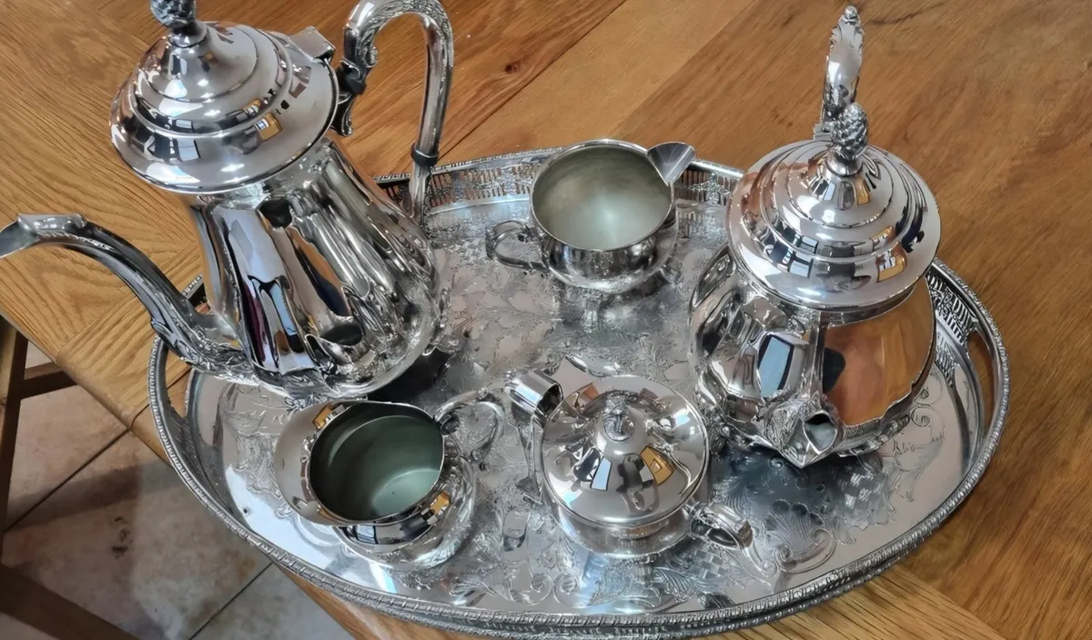 Viners of Sheffield Silver-Plated  Teaset - Image 3