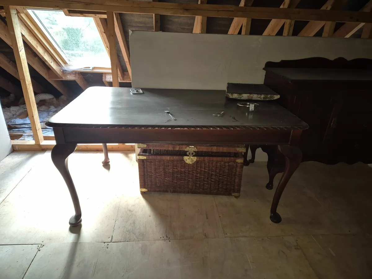 Mahogany Table & Chairs