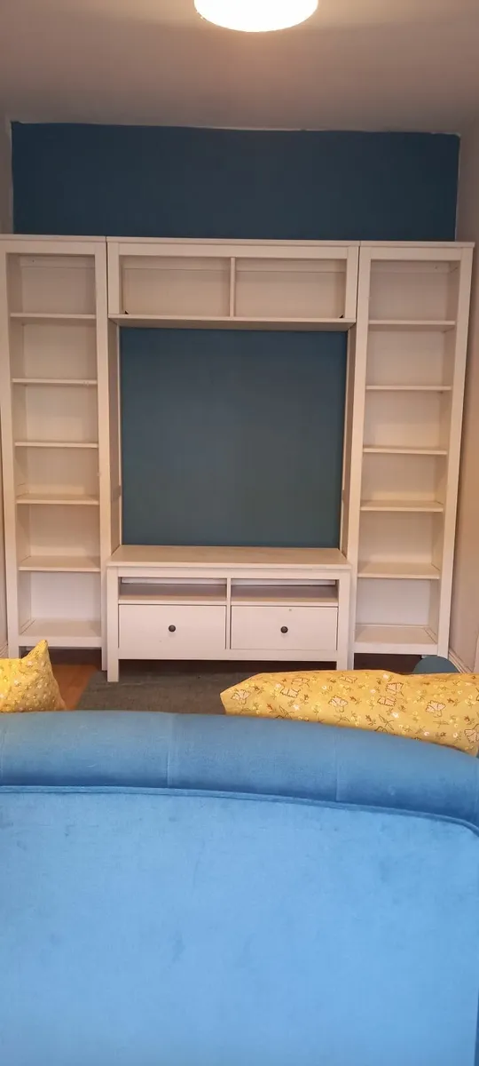 Shelving unit - Image 1