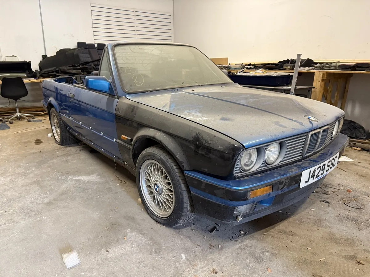 BMW 318i e30 1991 - Image 1