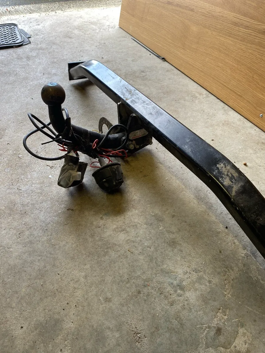 Tow Bar - Image 2