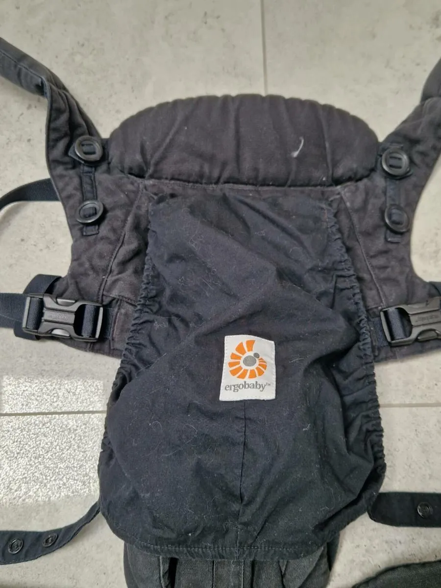 Ergobaby Carrier - Excellent Condition - Image 2