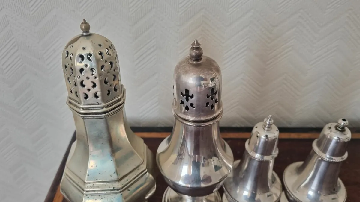 Silver Sugar and Slat Shaker Set - Image 2