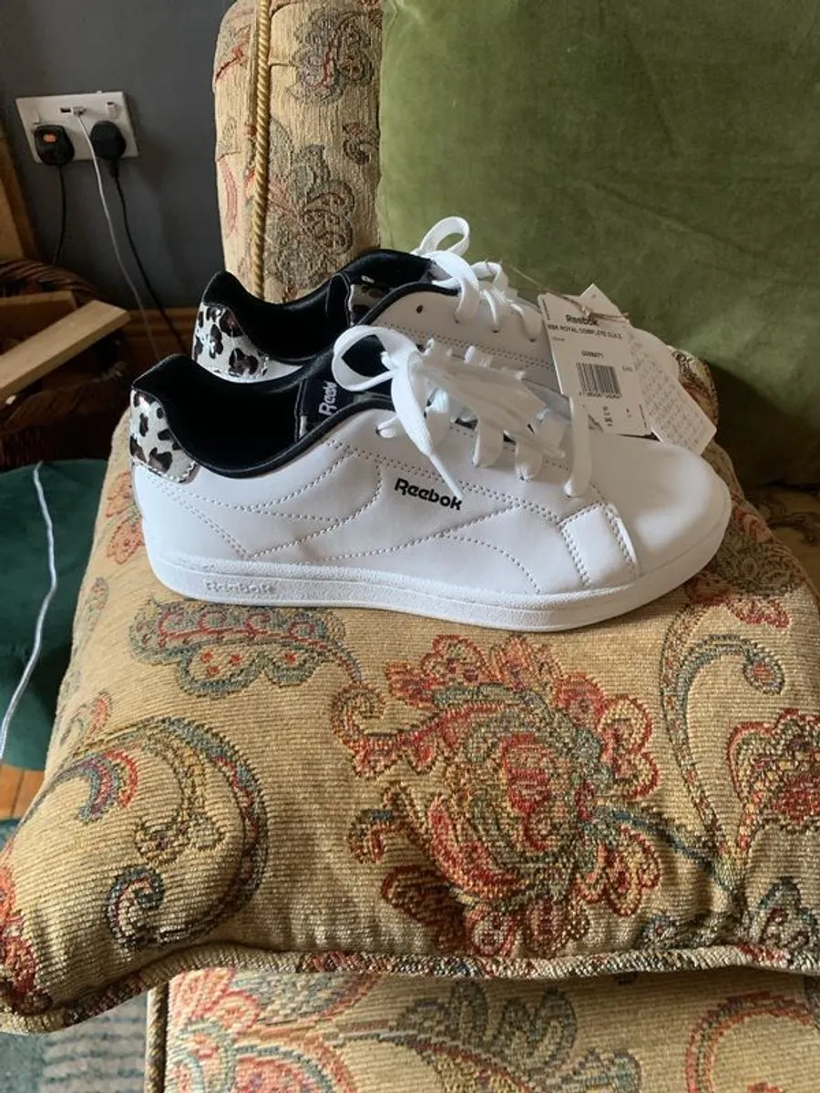 Reebok Kids Trainers Size 37 - Image 2