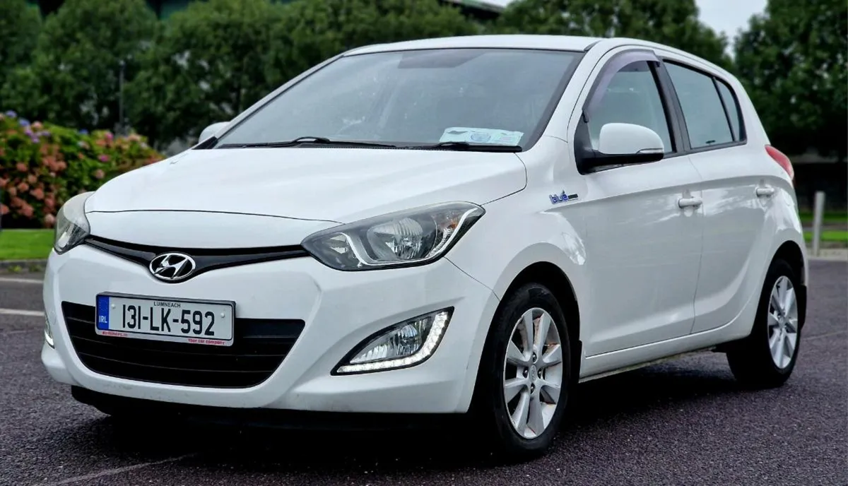 Hyundai i20 2013 1.2l petrol NEW NCT €3850 - Image 2