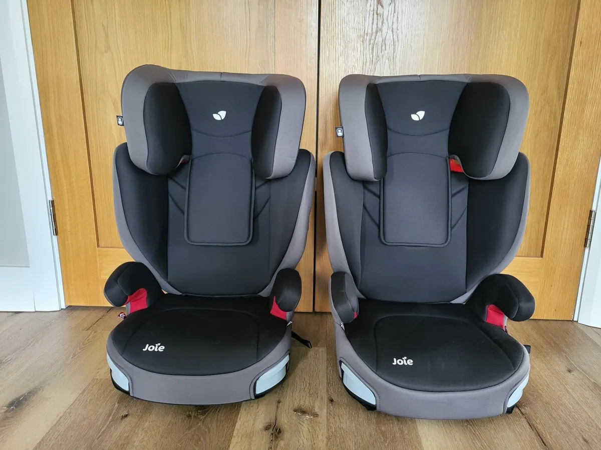 Car seats - Image 1