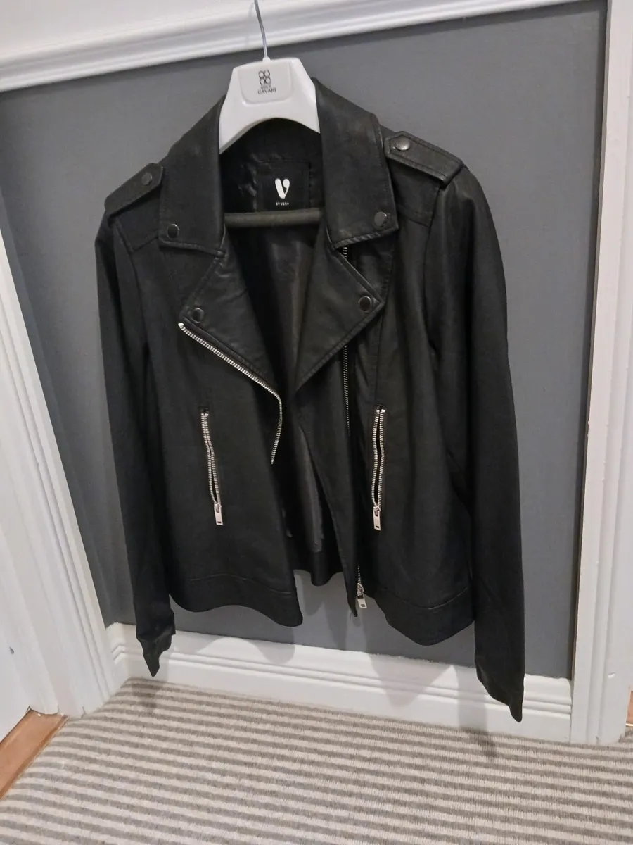 Jacket - Image 4