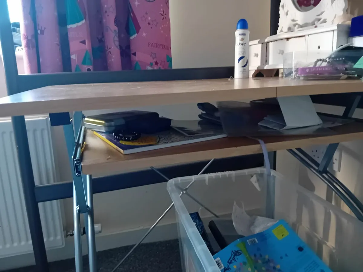 4 things desk , locker dresser unit and bed - Image 1