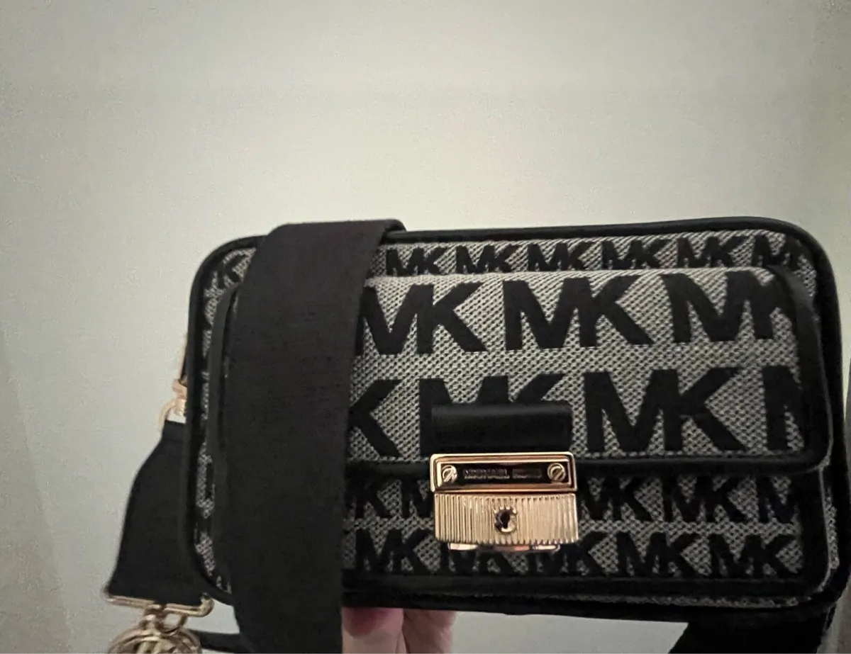 Michael Kors Handbag Brand New - Image 3