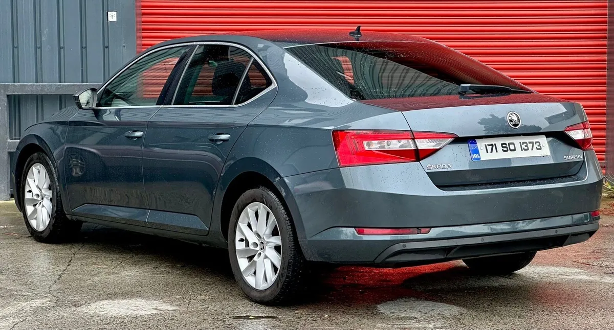 SKODA SUPERB 2.0 TDI SE BUSINESS - Image 3
