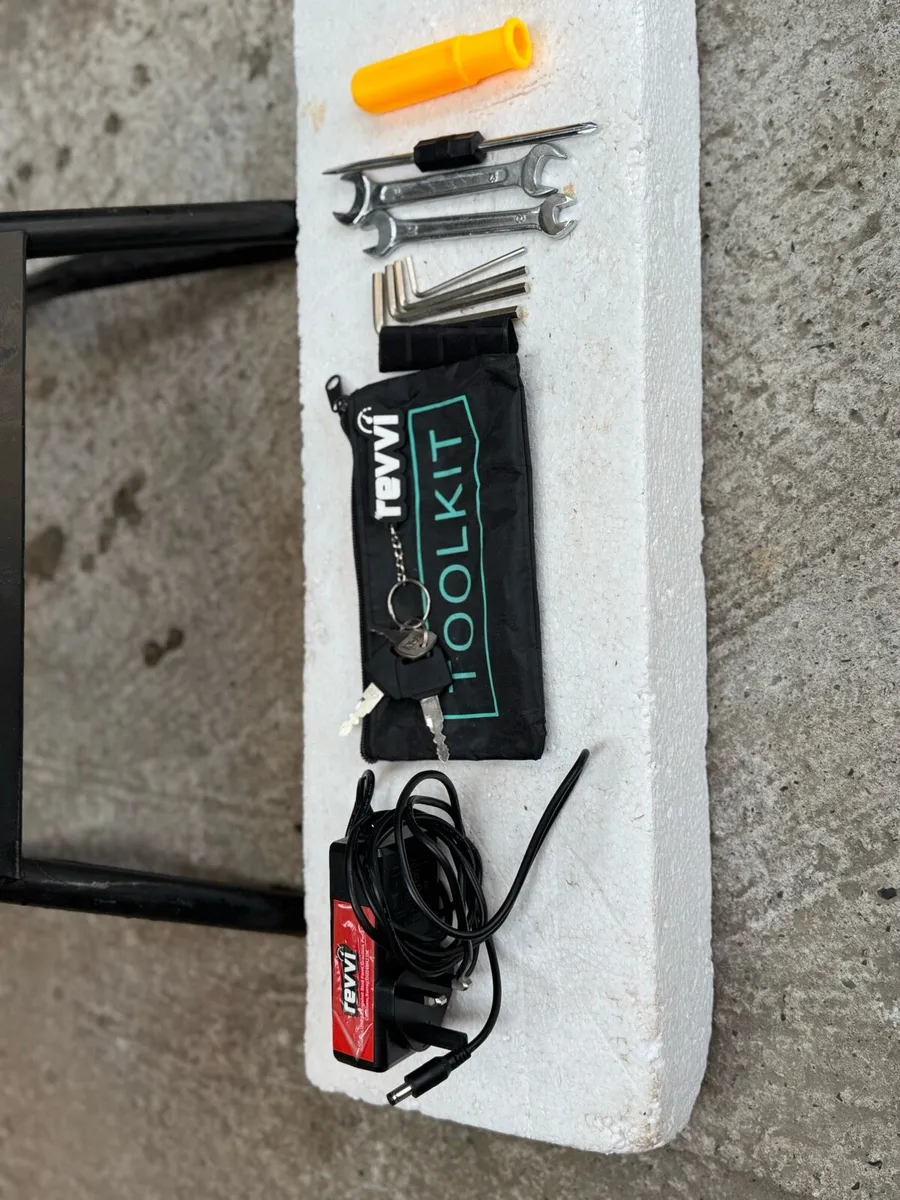 Revvi 12′′ Electric Balance Bike like New - Image 2