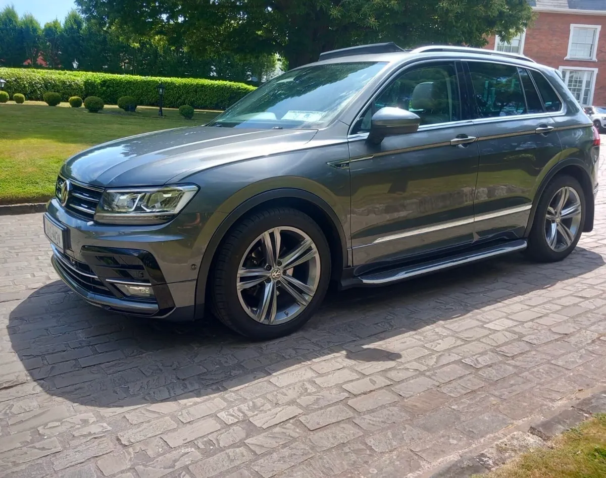 2019 Volkswagen Tiguan R line high spec - Image 4