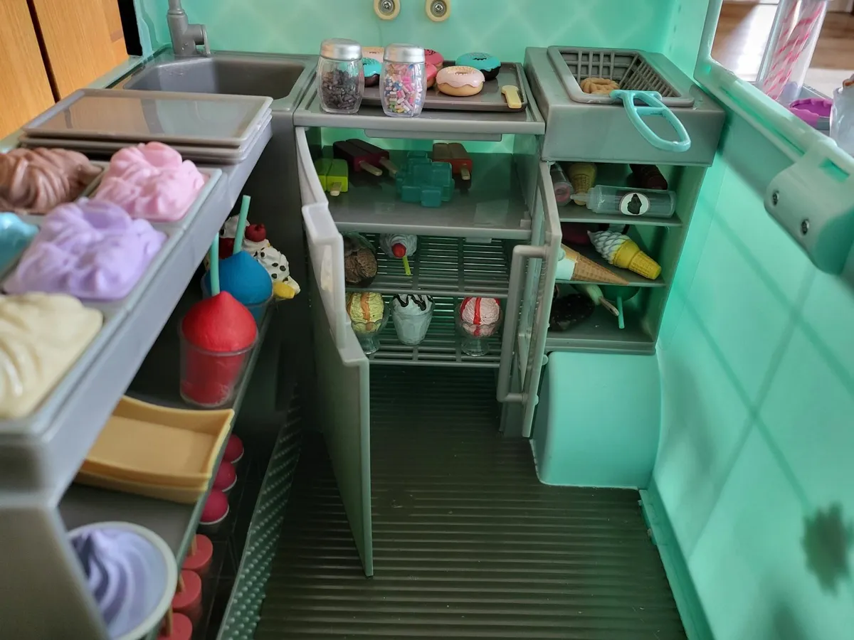 Ice cream van - Image 3