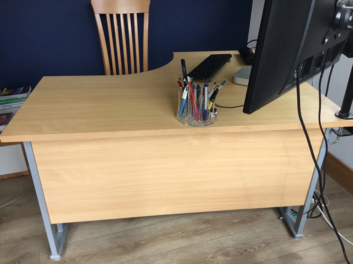 Corner desk for home office/student desk. - Image 3