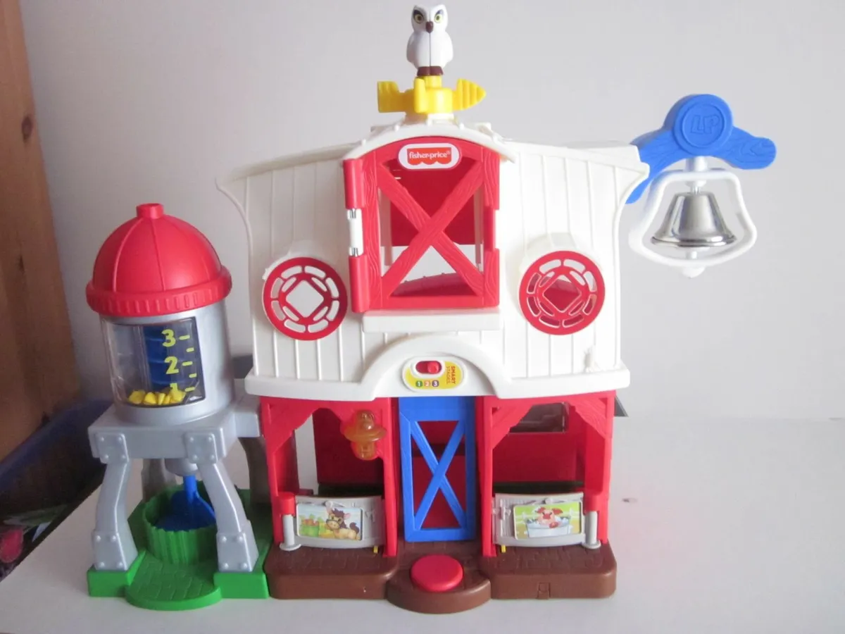 Fisher Price Farm House/Animals - Image 3