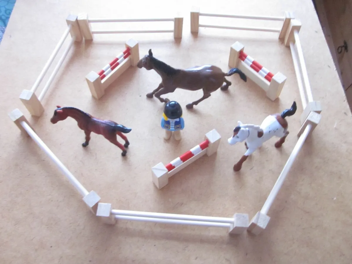 Fisher Price Farm House/Animals - Image 4