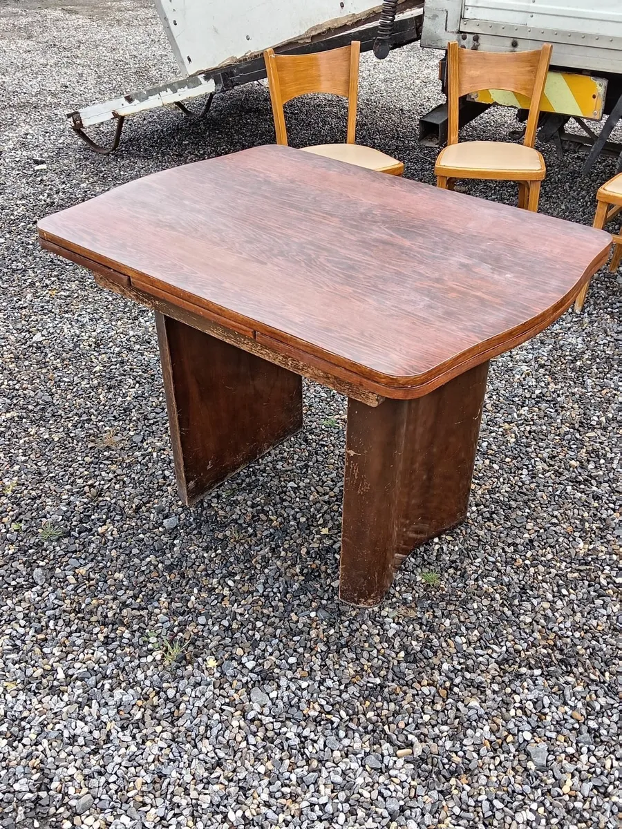 Retro table - Image 1