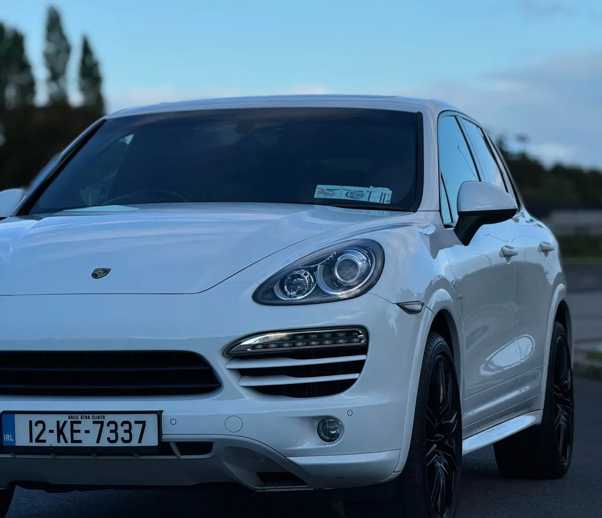 Porsche Cayenne 2012 3L DIESEL AUTO NEW NCT - Image 3