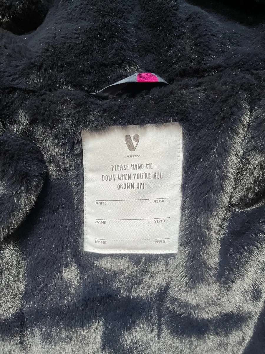 V by very winter coat 5-6 years - Image 3