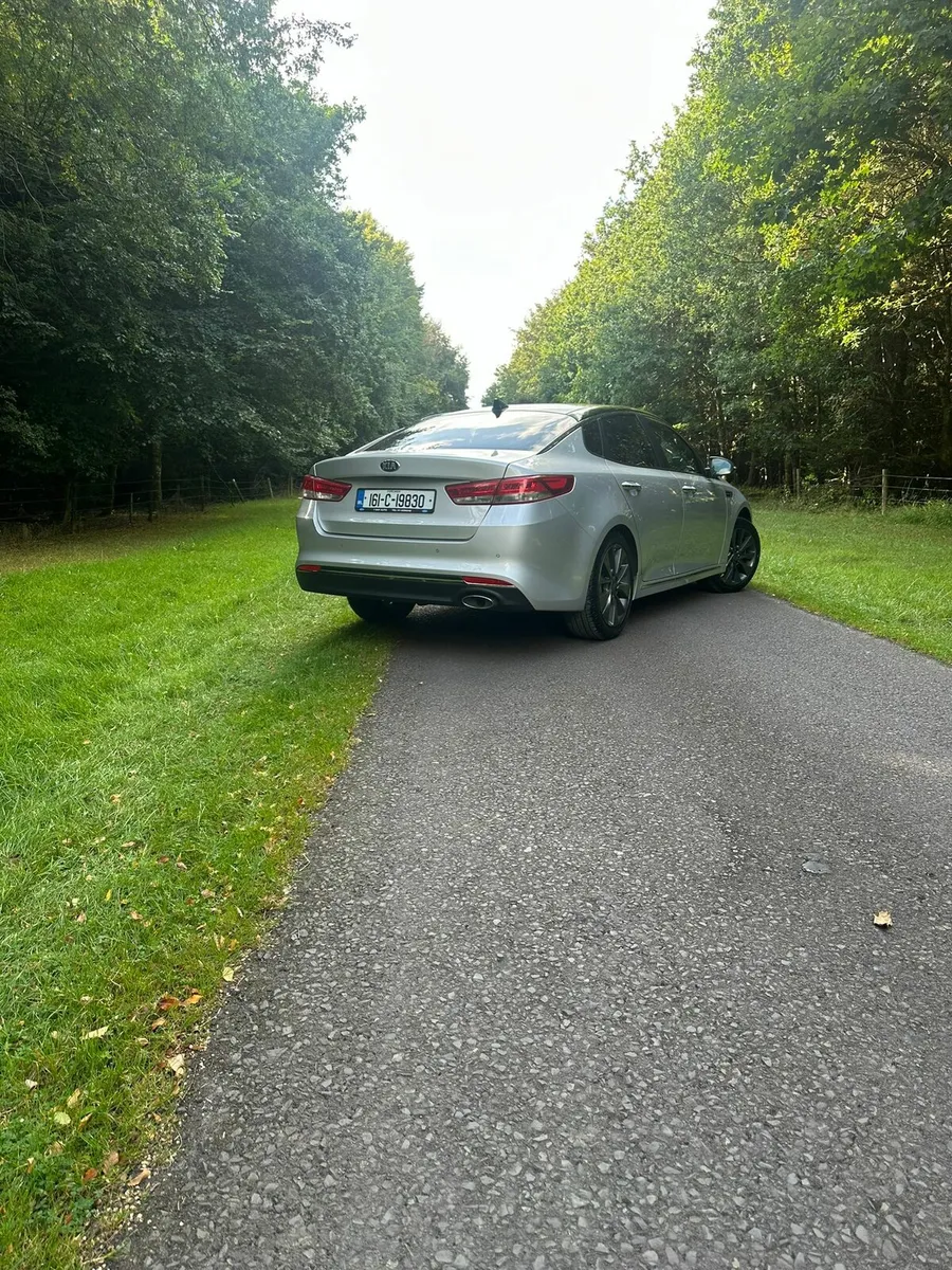 Kia Optima top spec - Image 2