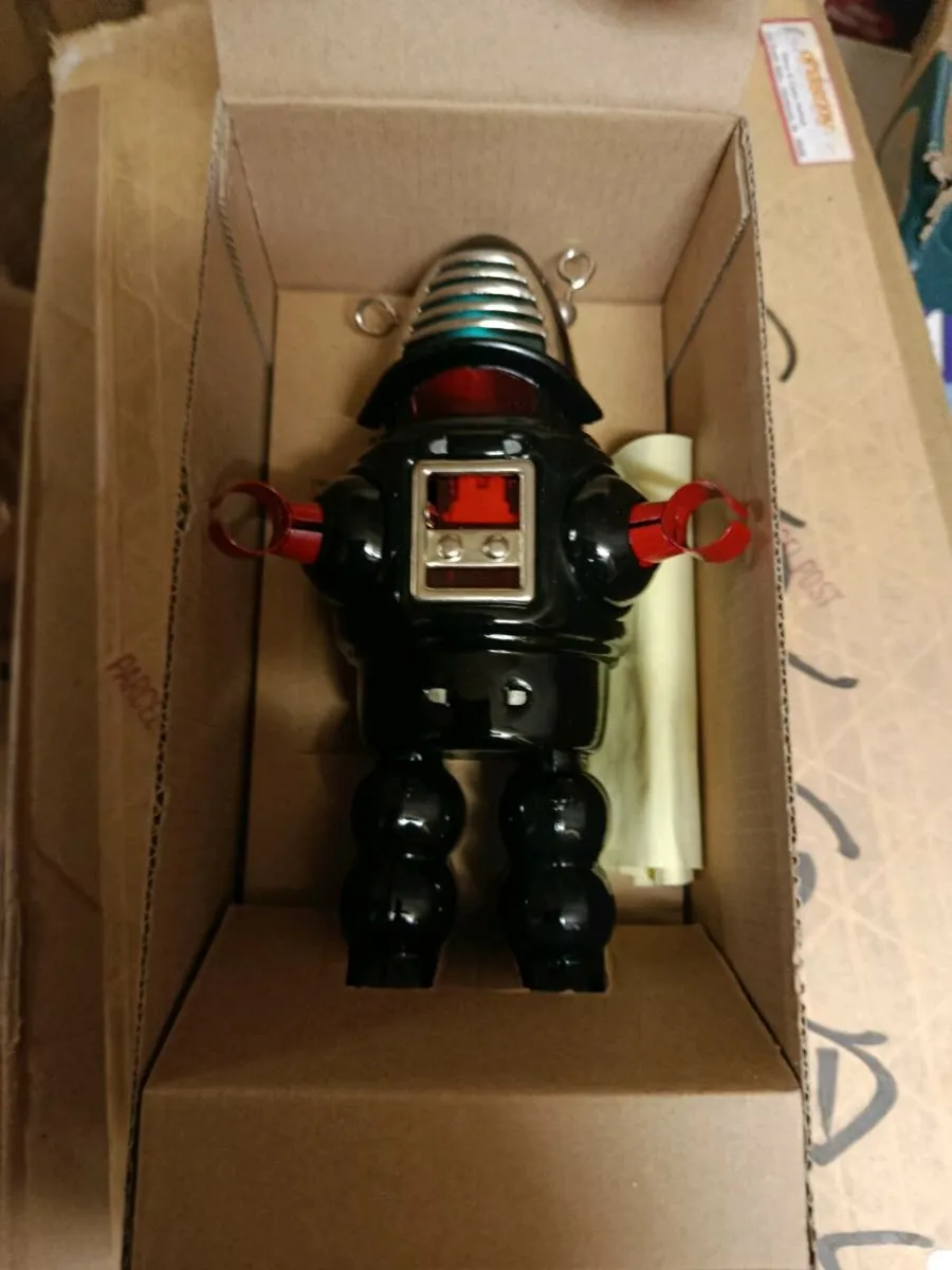 Robot - Image 2