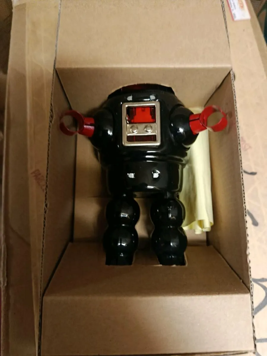 Robot - Image 3