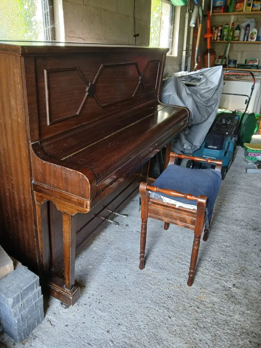 Piano - Image 2