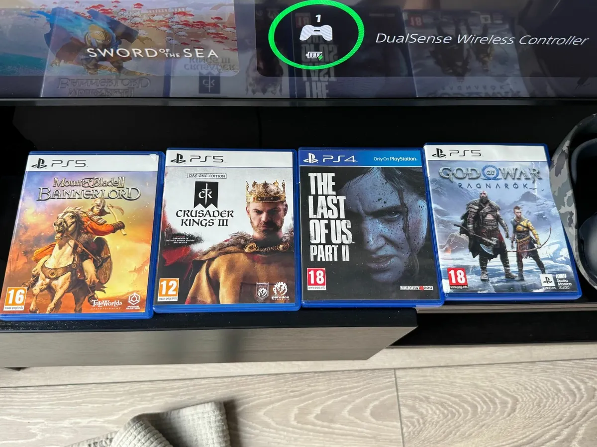 Sony PlayStation 5 Disk vesion + 2 Dualsense - Image 2