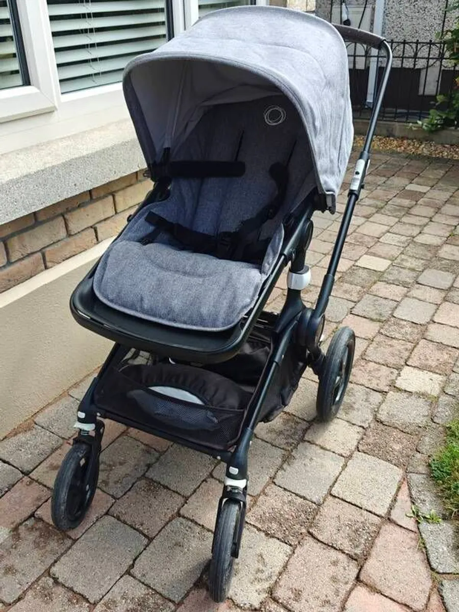 Bugaboo Fox 3 way travel system - Image 2