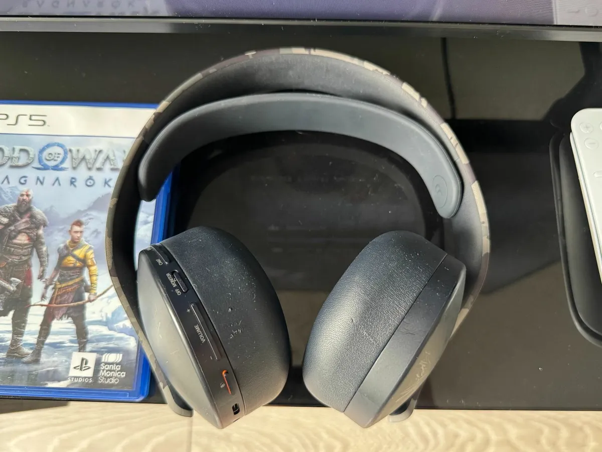 Sony PlayStation 5 Disk vesion + 2 Dualsense - Image 4