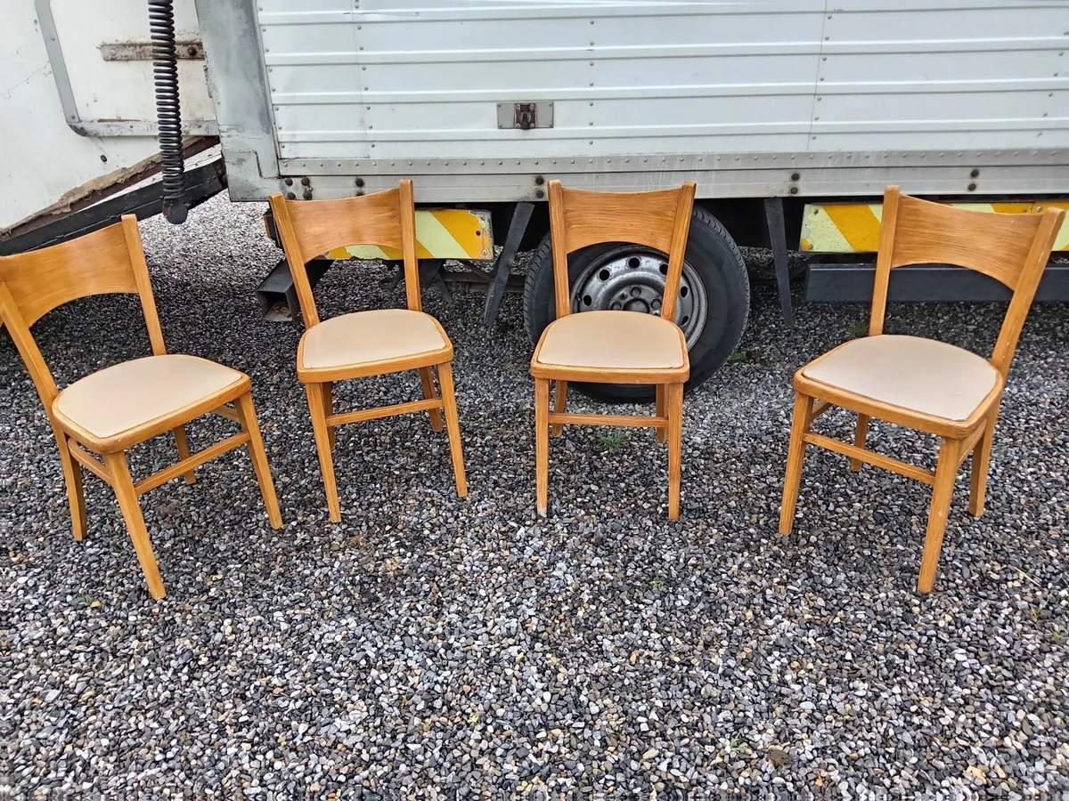 Retro chairs - Image 1