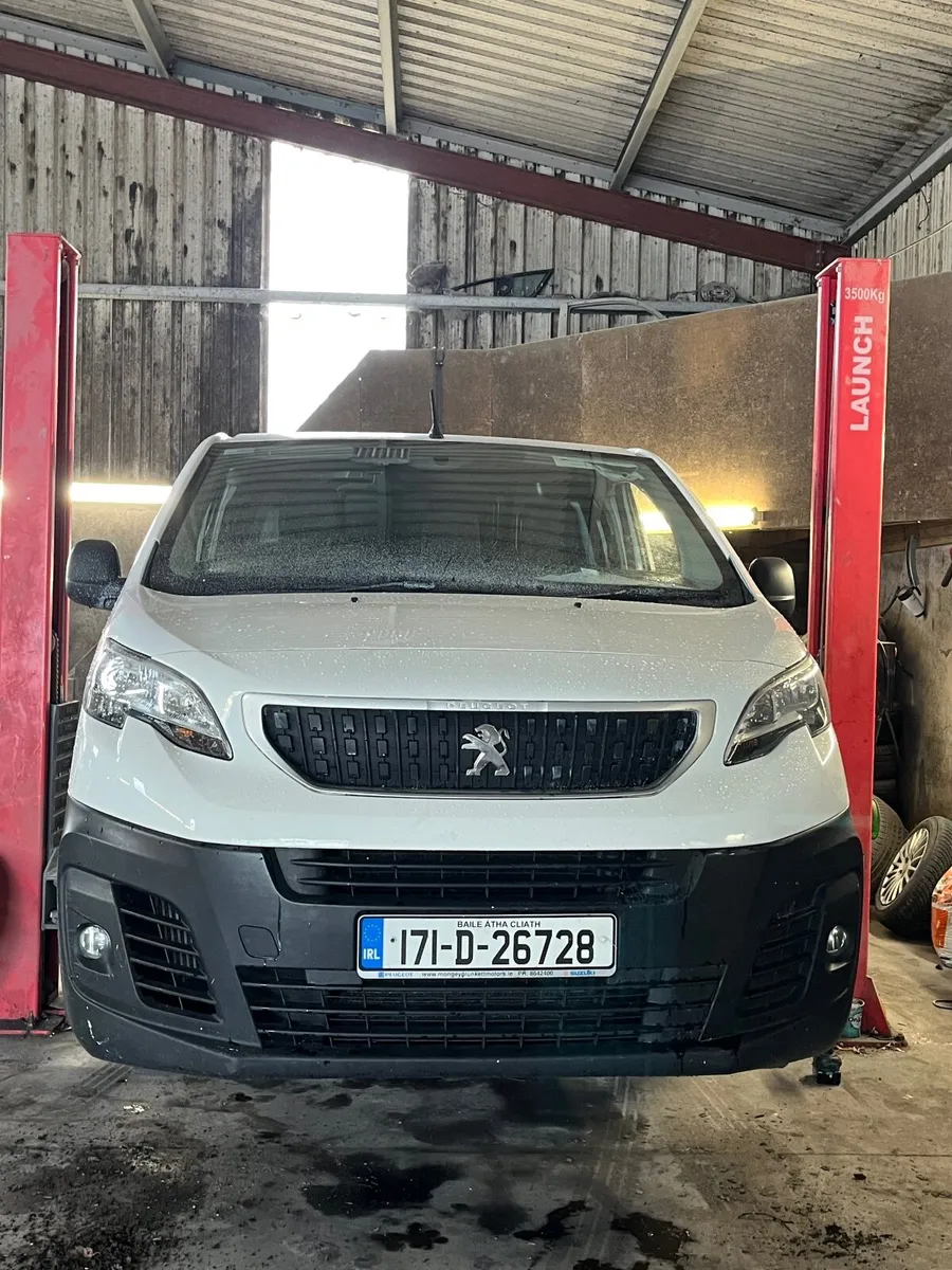 2017 Peugeot expert van - Image 1