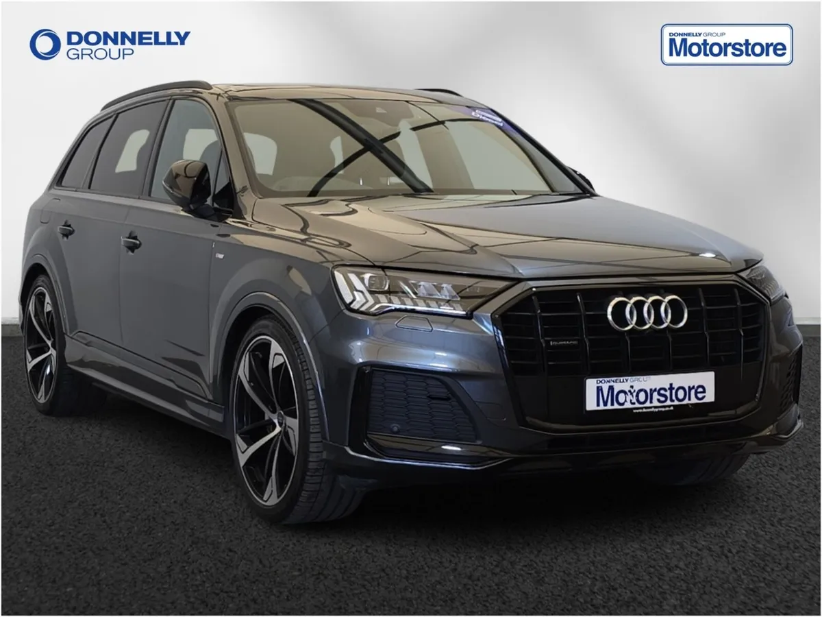 Audi Q7 Diesel Estate Black Edition - Image 1