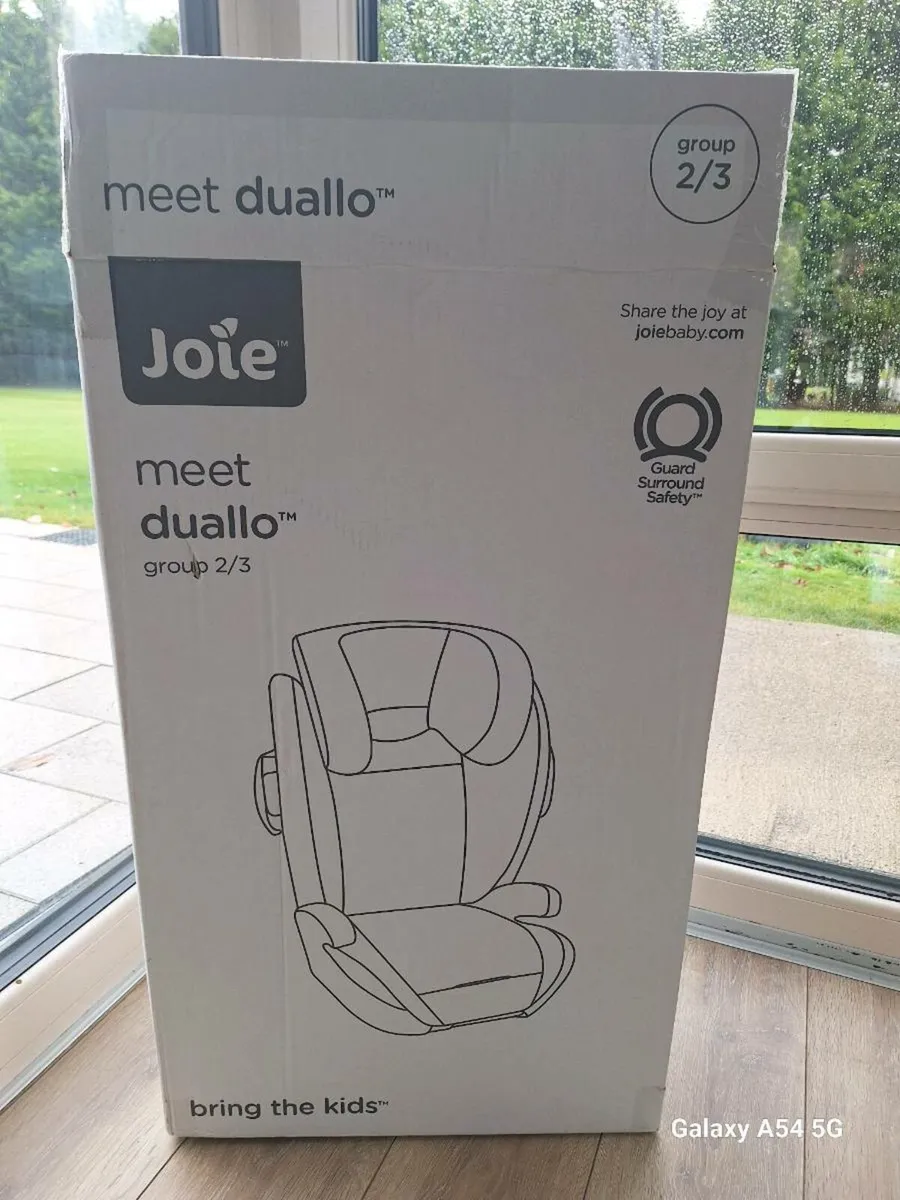 Joie Duallo Group 2/3 Car Seat (3-12 years) - Image 1