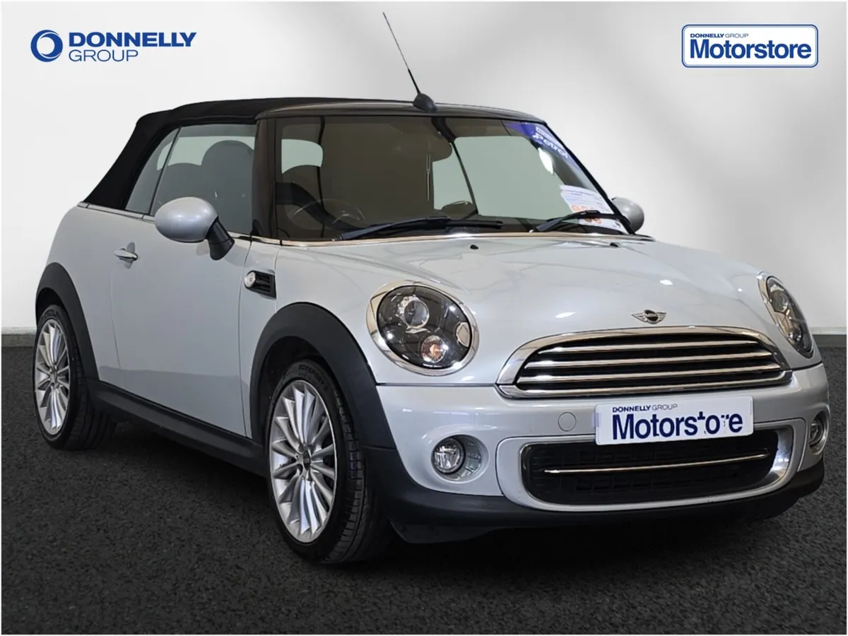MINI Convertible Cooper - Image 1
