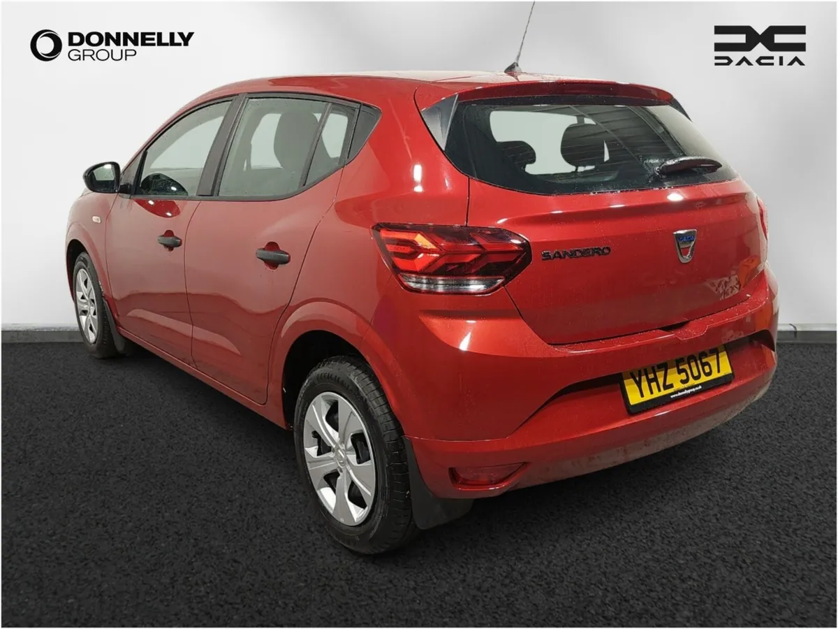 Dacia Sandero Hatchback Essential - Image 2