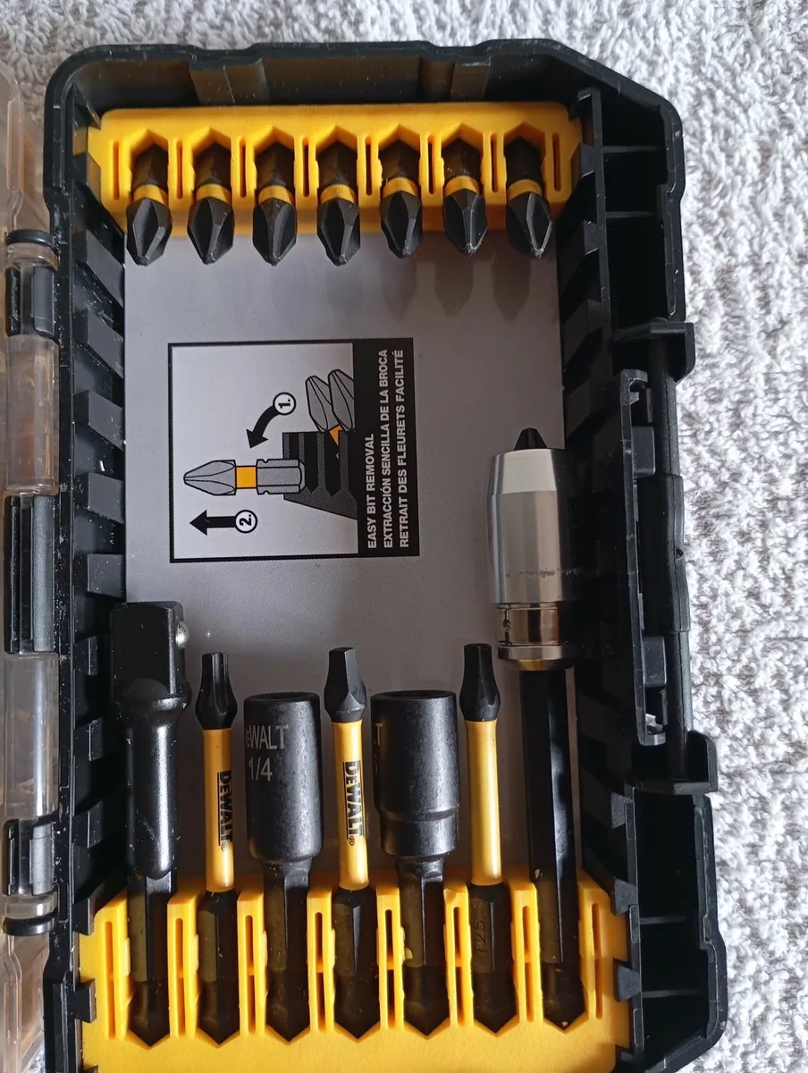 DeWalt 40 piece Pozi Set(New) - Image 3
