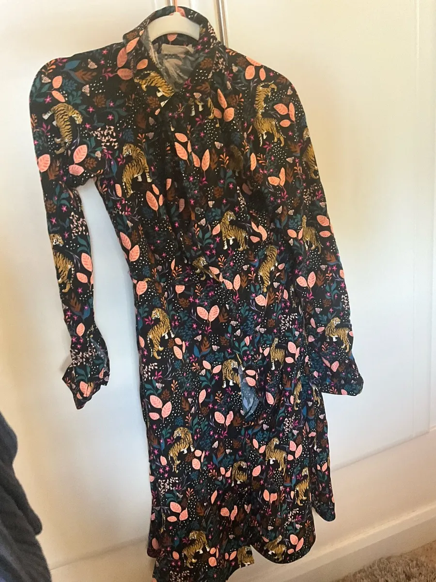 Size 10 clothes bundle - Image 2