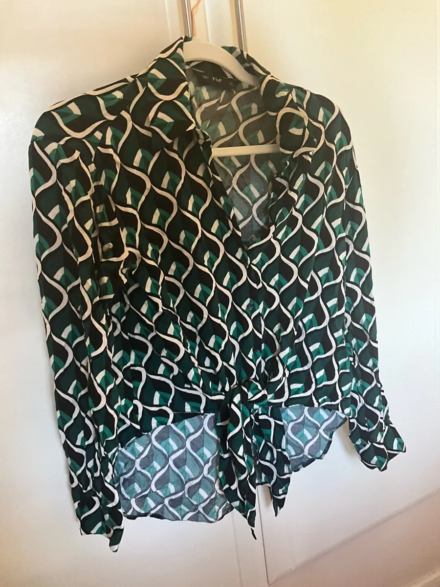 Size 10 clothes bundle - Image 4