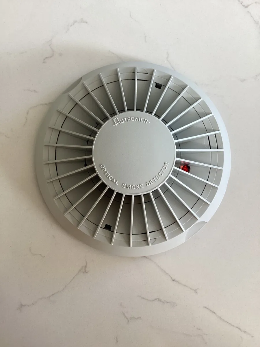 Smoke Detector (Autronica 116-BHH-31A) - Image 1