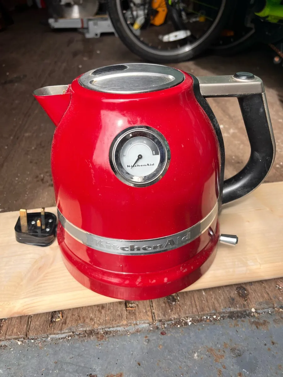 Kitchen Aid Kettle - Image 1