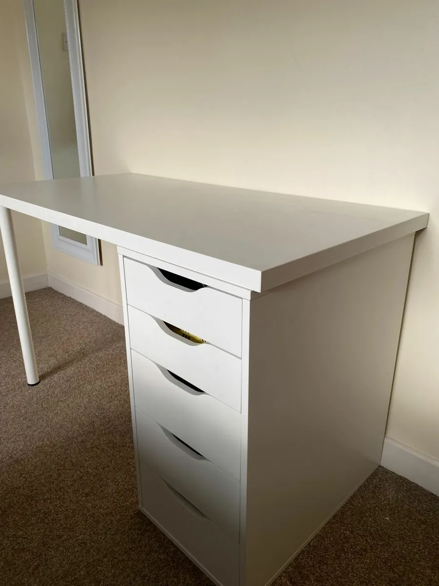 Office Desk - Image 4