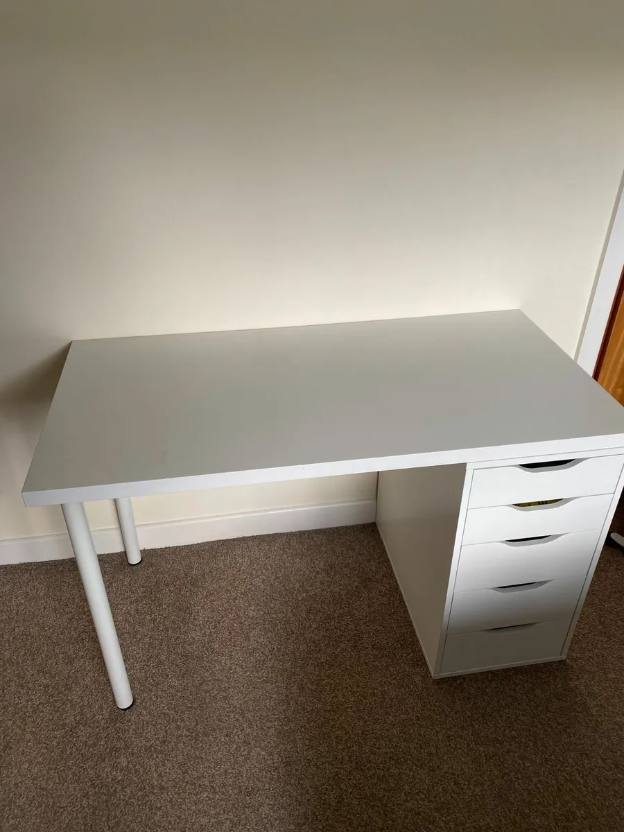 Office Desk - Image 1