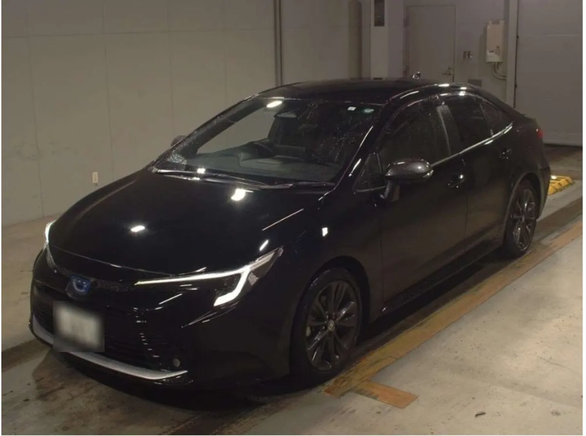 Toyota Corolla 2023 hybird automatic low mileage - Image 2