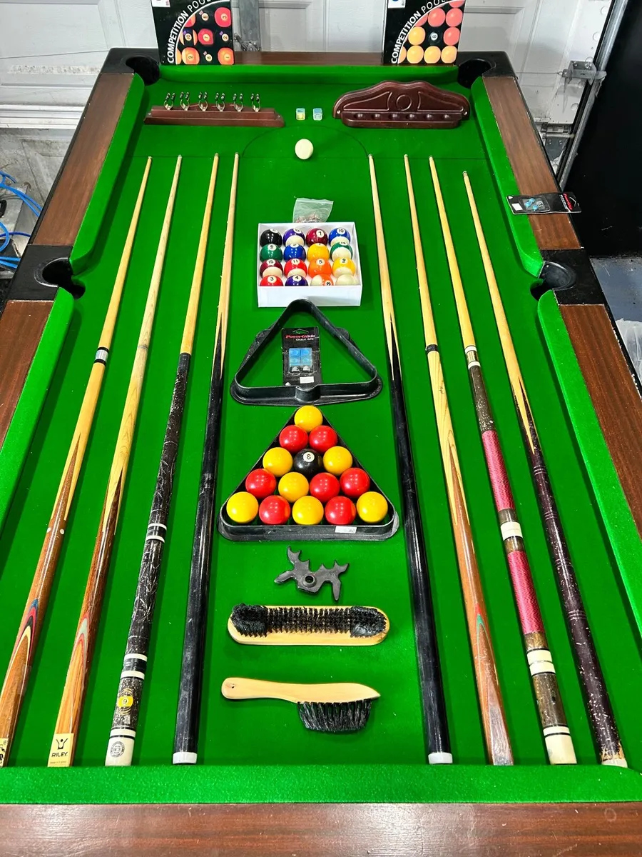 Pool table for sale - Image 1